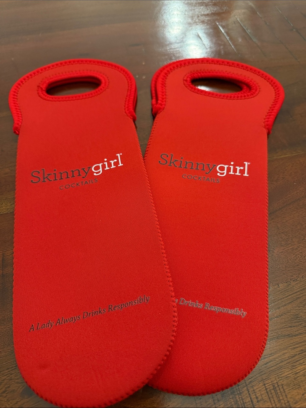 Skinnygirl Red Neoprene Bottle Carrier - qty 2